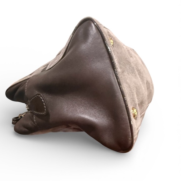 Salvatore Ferragamo Suede & Leather Shoulder Bag – Made in Italy - Picture 5 of 9